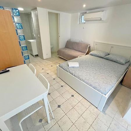 Villa 4 Appartements - Proche Centre Cagnes-sur-Mer Exterior foto